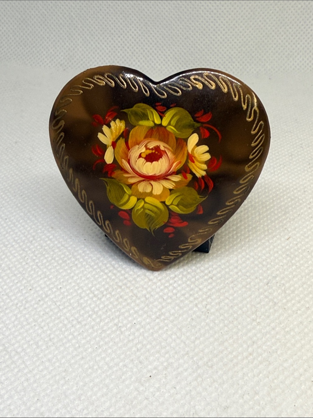 Brooch-Pin Women’s Jewelry Russian Hand Painted Lacquer Wood 1.75 IN. Signed.